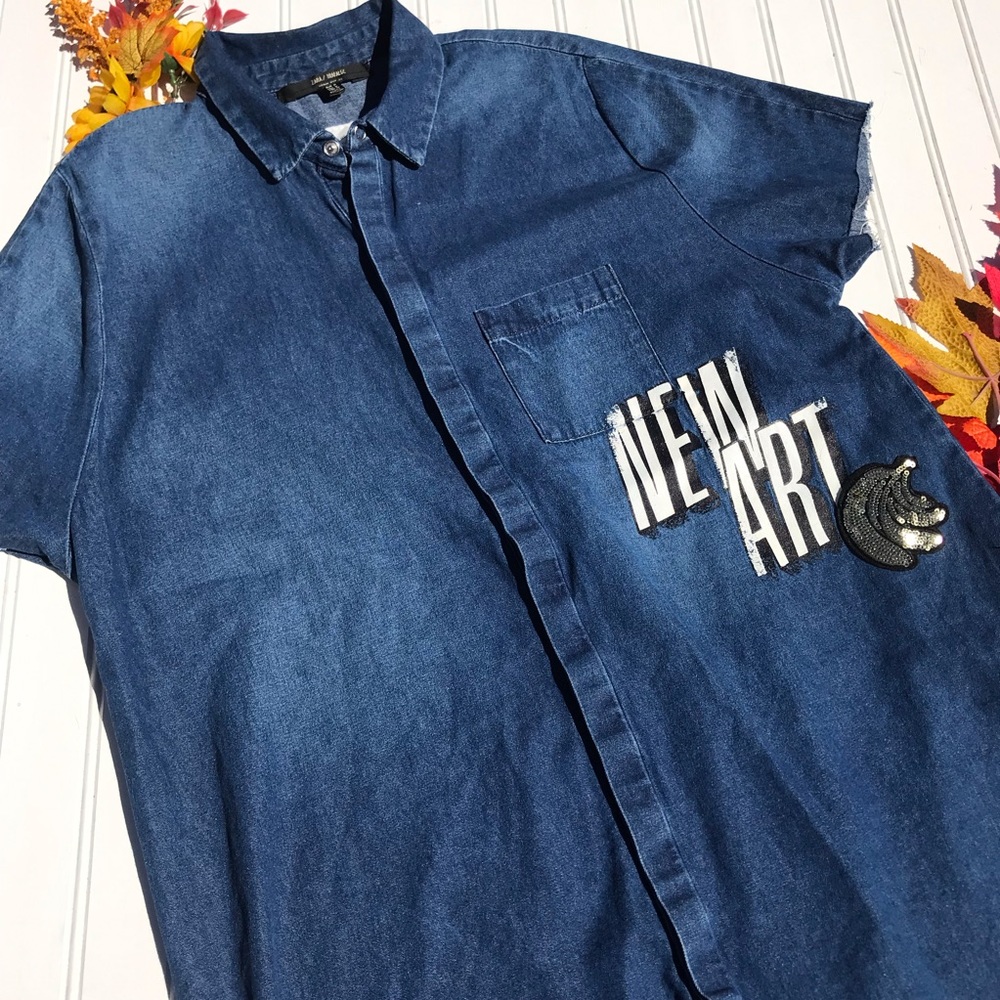 Zara Trafaluc New Art Bananas Chambray Denim Top